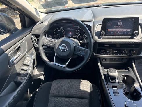 Certified 2024 Nissan Rogue SV AWD/4WD image 19