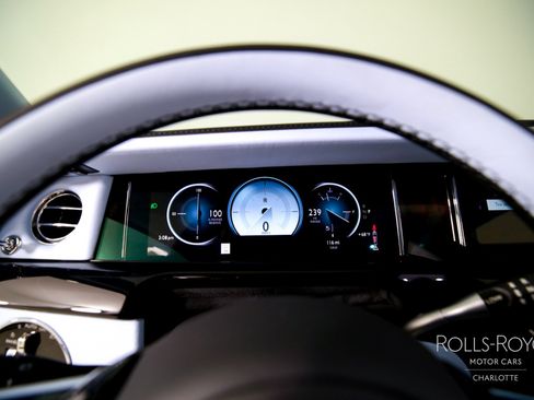 New 2026 Rolls-Royce Phantom Sedan image 14