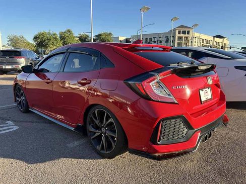 Used 2018 Honda Civic Sport image 5