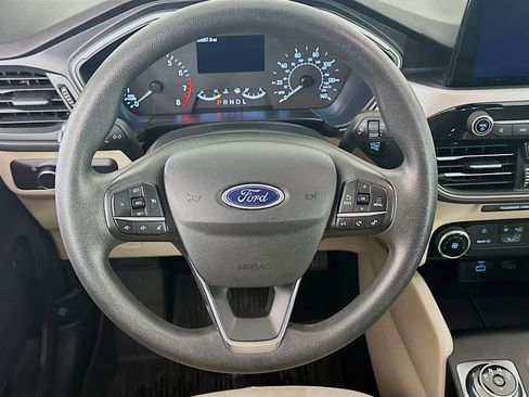 Used 2022 Ford Escape SE AWD/4WD image 18