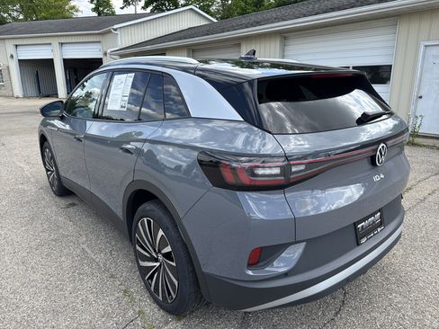 Used 2023 Volkswagen ID.4 Pro S Plus AWD/4WD image 8