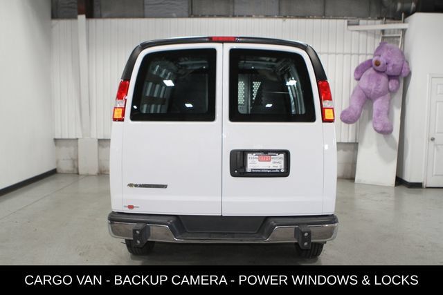 Used 2024 Chevrolet Express 2500 w/ Driver Convenience Package RWD image 28