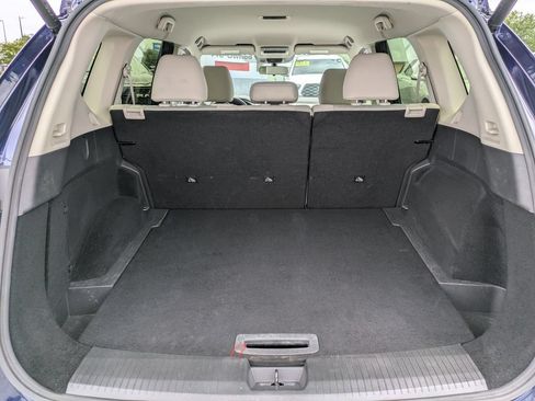 Certified 2025 Nissan Rogue SV FWD image 14