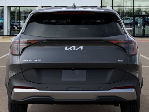 New 2026 Kia Sportage EX AWD/4WD image 13