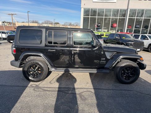 Used 2023 Jeep Wrangler Sport image 20