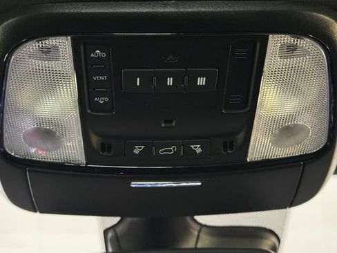 Used 2023 Dodge Durango R/T AWD/4WD image 19