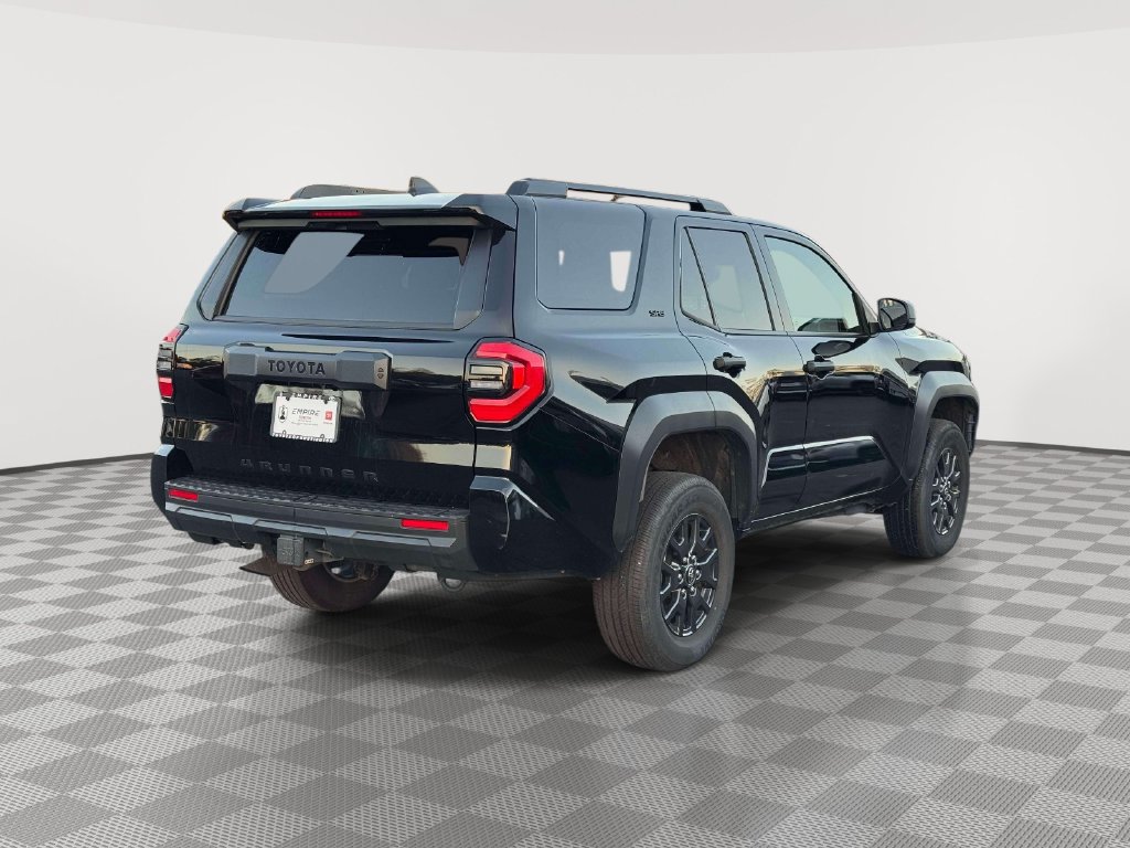 Used 2025 Toyota 4Runner SR5 AWD/4WD image 7