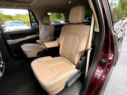 Used 2024 Ford Expedition Limited AWD/4WD image 20