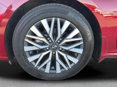 Certified 2024 Nissan Altima 2.5 SV FWD image 26