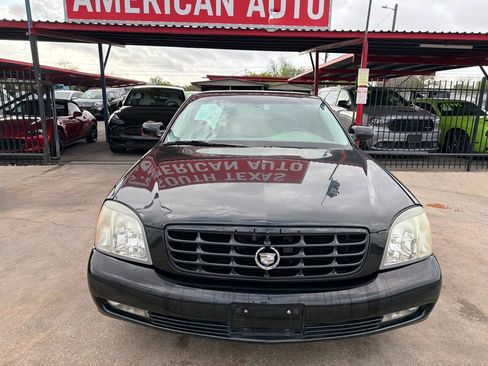 Used 2005 Cadillac De Ville DTS w/ Equipment Group image 8