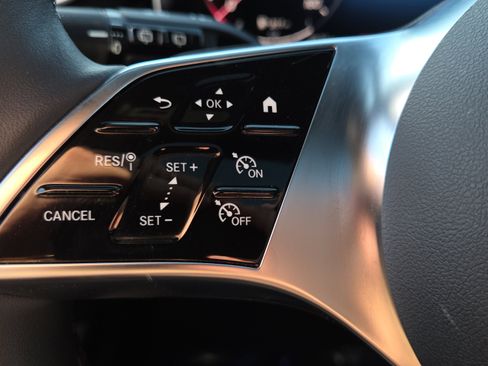 Certified 2026 Mercedes-Benz GLC 300 image 22