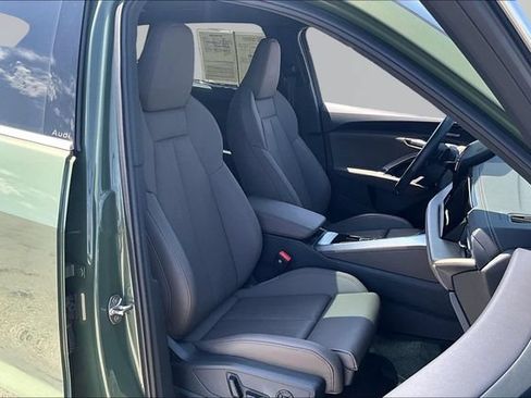 Used 2025 Audi Q5 Premium Plus w/ Premium Plus AWD/4WD image 7