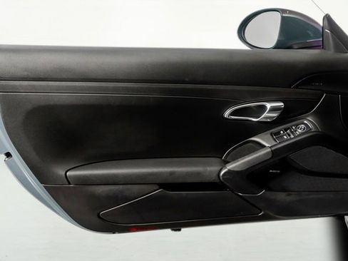 Used 2017 Porsche 718 Cayman Base image 42