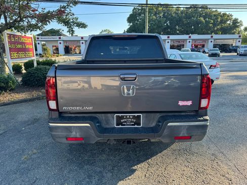 Used 2017 Honda Ridgeline RTL-T image 6