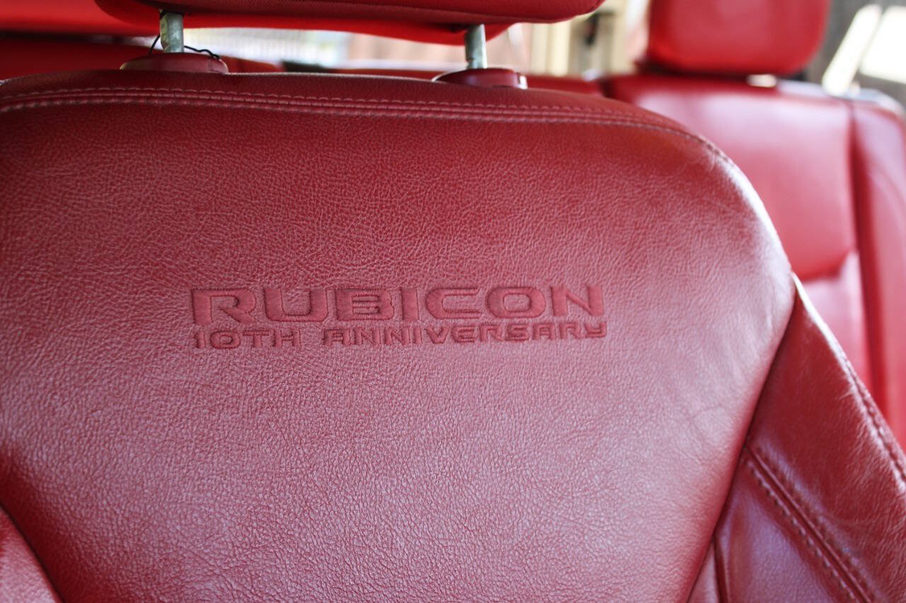 Used 2013 Jeep Wrangler Unlimited Rubicon AWD/4WD image 13