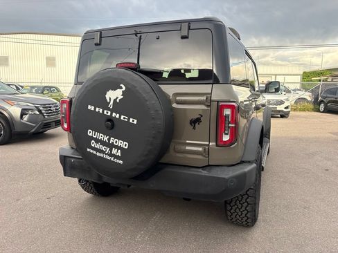 Used 2025 Ford Bronco Outer Banks AWD/4WD image 3