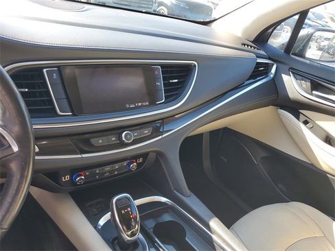Used 2021 Buick Enclave Essence w/ Sound and Sites Package image 24
