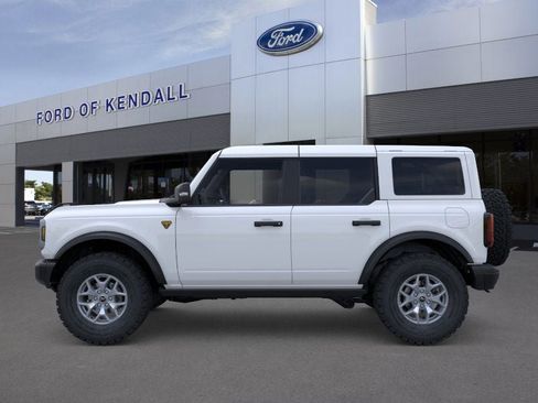 New 2025 Ford Bronco Badlands AWD/4WD image 3
