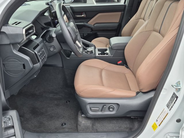 Certified 2026 Toyota 4Runner Limited AWD/4WD image 9