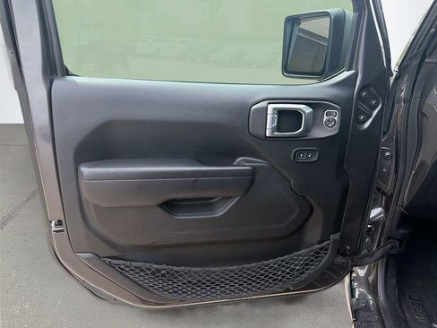 Used 2022 Jeep Wrangler Unlimited Sport AWD/4WD image 20