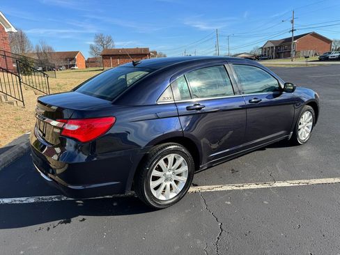 Used 2012 Chrysler 200 Touring w/ Cold Weather Group image 10