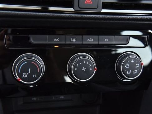 Certified 2023 Volkswagen Taos S FWD image 14