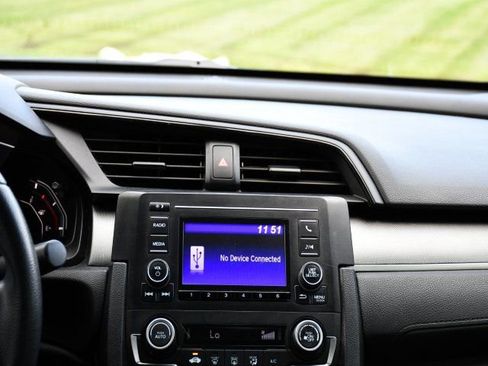 Used 2018 Honda Civic LX image 27