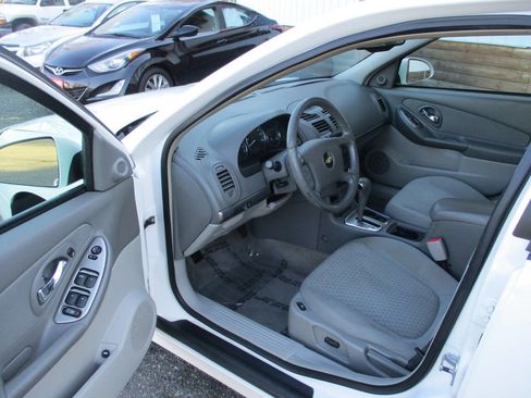 Used 2006 Chevrolet Malibu LT image 14