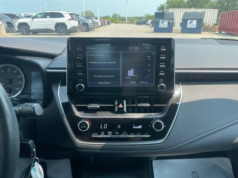 Used 2020 Toyota Corolla SE FWD image 12