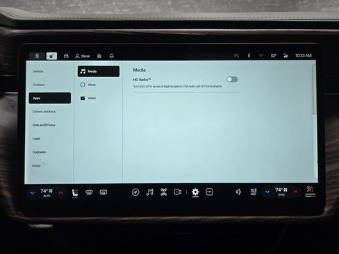 Used 2022 Rivian R1T Adventure image 22