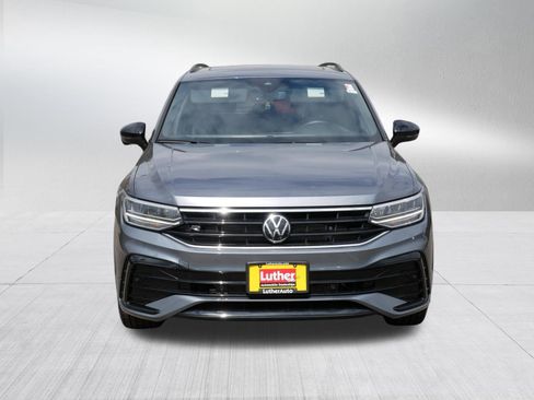 Used 2024 Volkswagen Tiguan SE R-Line w/ MDO Package, Two-Row AWD/4WD image 2