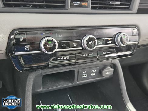 Used 2024 Honda Pilot Touring image 25