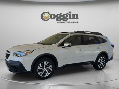 Used 2021 Subaru Outback Touring XT image 1