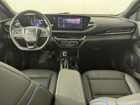 Used 2024 Buick Envista Sport Touring w/ Convenience II Package FWD image 20