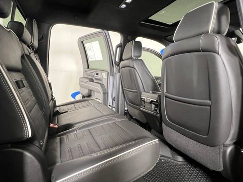 Certified 2025 GMC Sierra 2500 AT4X AWD/4WD image 12