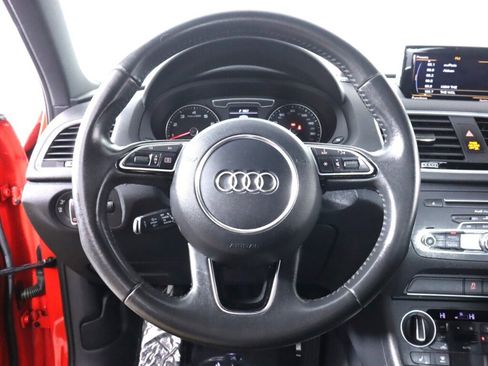 Used 2018 Audi Q3 2.0T Premium Plus image 11