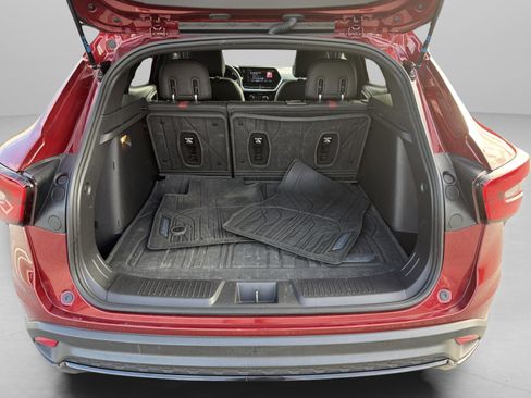 Used 2024 Chevrolet Trax RS w/ Driver Confidence Package image 22