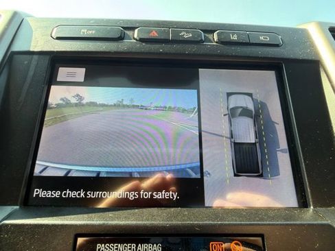 Used 2020 Ford F350 Lariat w/ Chrome Package AWD/4WD image 33