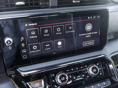 Used 2024 GMC Sierra 1500 AT4X image 19