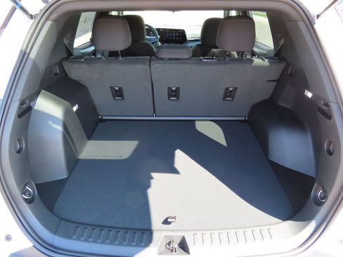 New 2026 Chevrolet Equinox LT FWD image 18