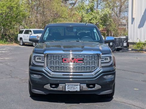 Used 2018 GMC Sierra 1500 Denali w/ Denali Ultimate Package AWD/4WD image 8