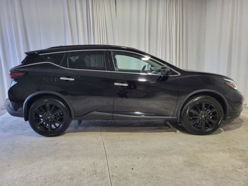 Used 2023 Nissan Murano SV w/ SV Midnight Edition Package image 4