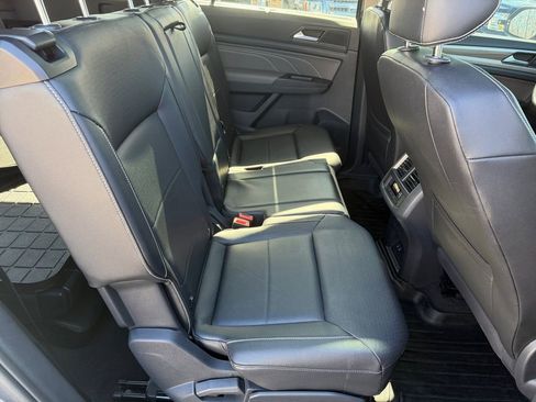 Used 2021 Volkswagen Atlas SEL AWD/4WD image 21