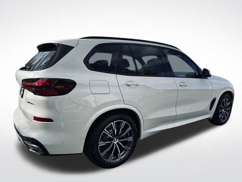 New 2026 BMW X5 xDrive50e w/ M Sport Package image 4