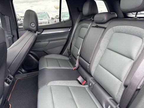 New 2026 GMC Terrain AT4 AWD/4WD image 34