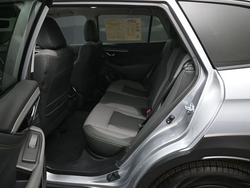 Used 2025 Subaru Outback Onyx Edition XT image 28