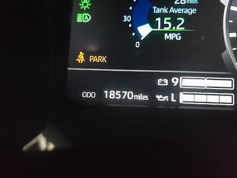 Used 2024 Toyota Sequoia Platinum image 23