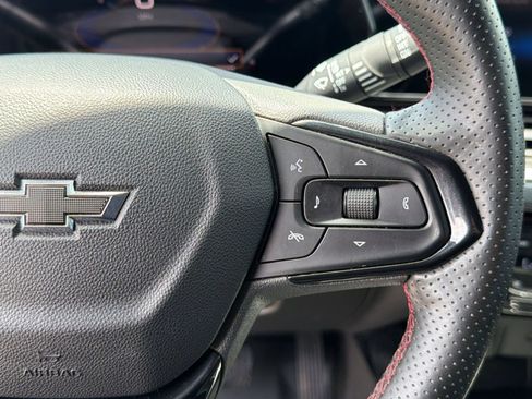 Used 2025 Chevrolet Trax RS w/ Driver Confidence Package FWD image 23