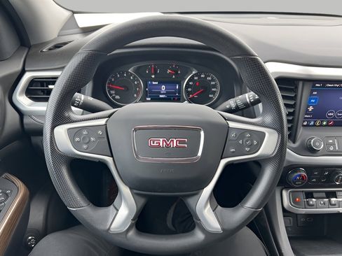 Used 2023 GMC Acadia SLE w/ Driver Convenience Package image 18