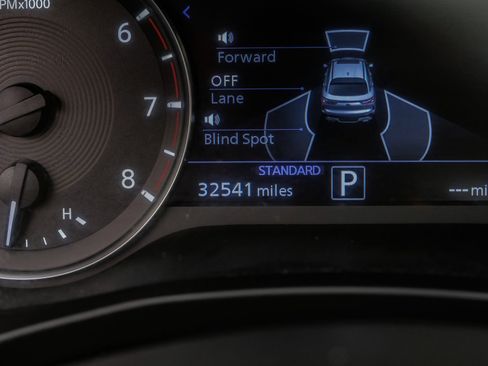 Used 2024 INFINITI QX55 Essential w/ Accent Package image 24